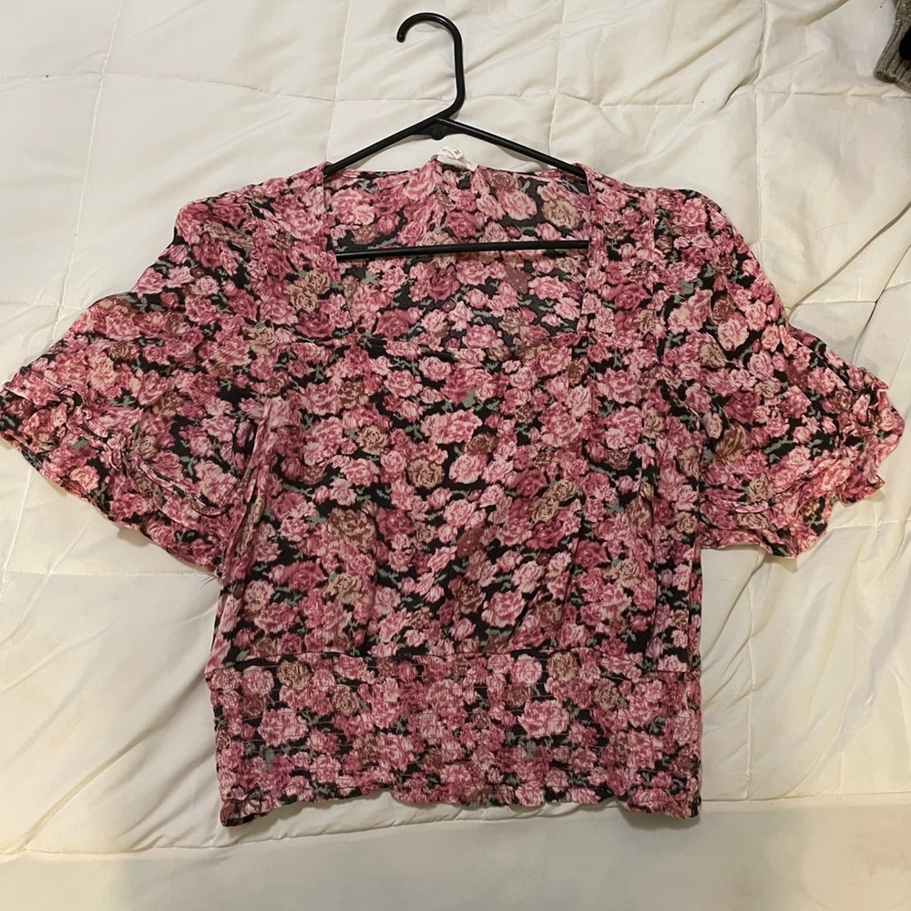 Floral top